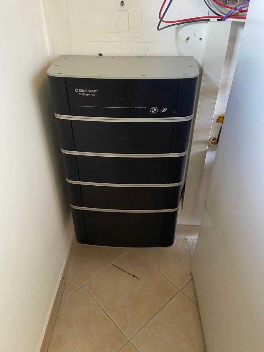 Batterie di accumulo Solarwatt Battery flex, sviluppate con BMW i